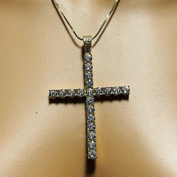 FASHION JEWELRY RHINESTONE CROSS PENDANT CHAIN WOMEN STAINLESS STEEL GOLD COLOR - Picture 7 of 8